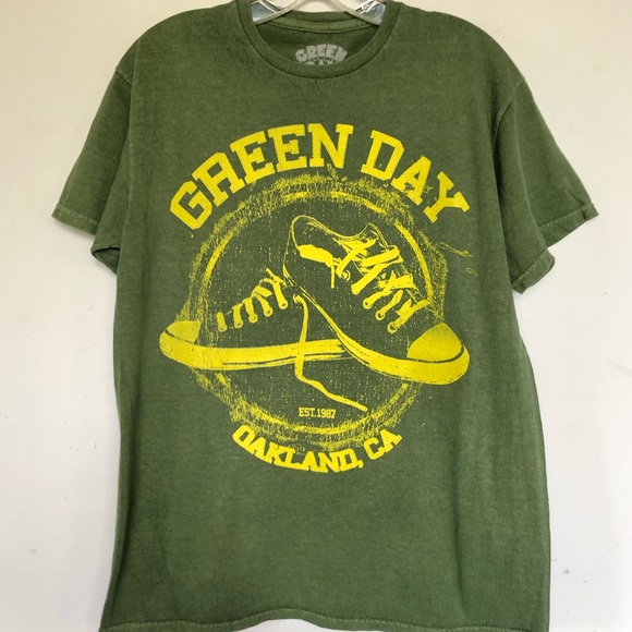 Green Day Oakland Ca. 1987 T shirt - Picture 1 of 2